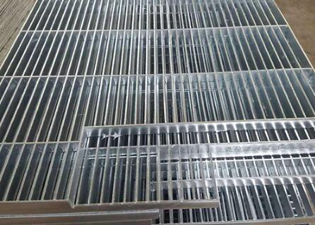 鍍鋅格柵板的種類及使用優勢